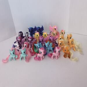 Lot 26 My Little Pony MLP G4 Brushable Figures Equestria Pearlized Water Cutie
